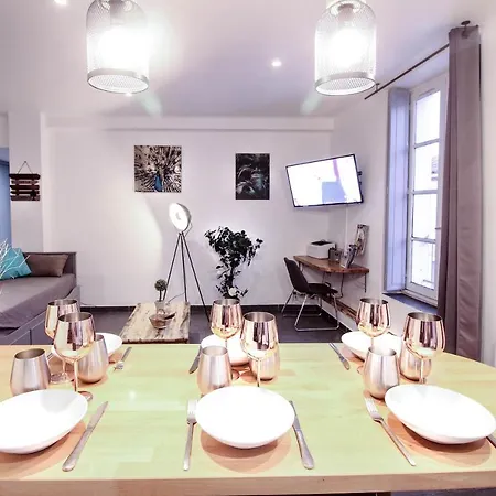 Calme Et Spacieux, Cité Et Ville à Pied, Wifi, 2 Chambres, 3 Lits Apartamento